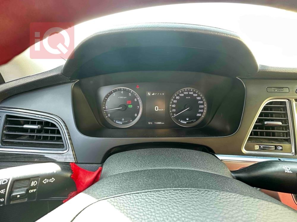هیوندای سۆناتا